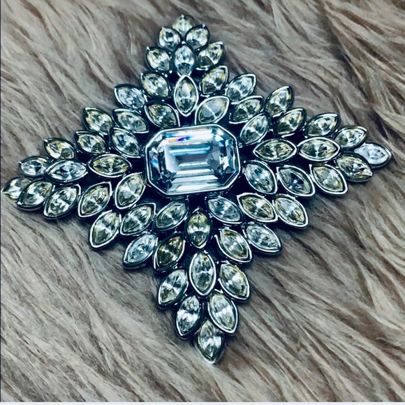 Kenneth Jay Lane Jewelry - HP 🎉 Kenneth J. Lane Cruciform Brooch